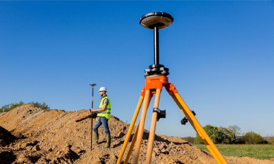 RTK與全站儀有哪些區(qū)別？兩者優(yōu)缺點對比